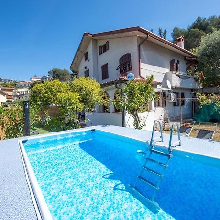 Casa Del Sole: Relax & Charme Nella Riviera Ligure Villa Camporosso  Luaran gambar